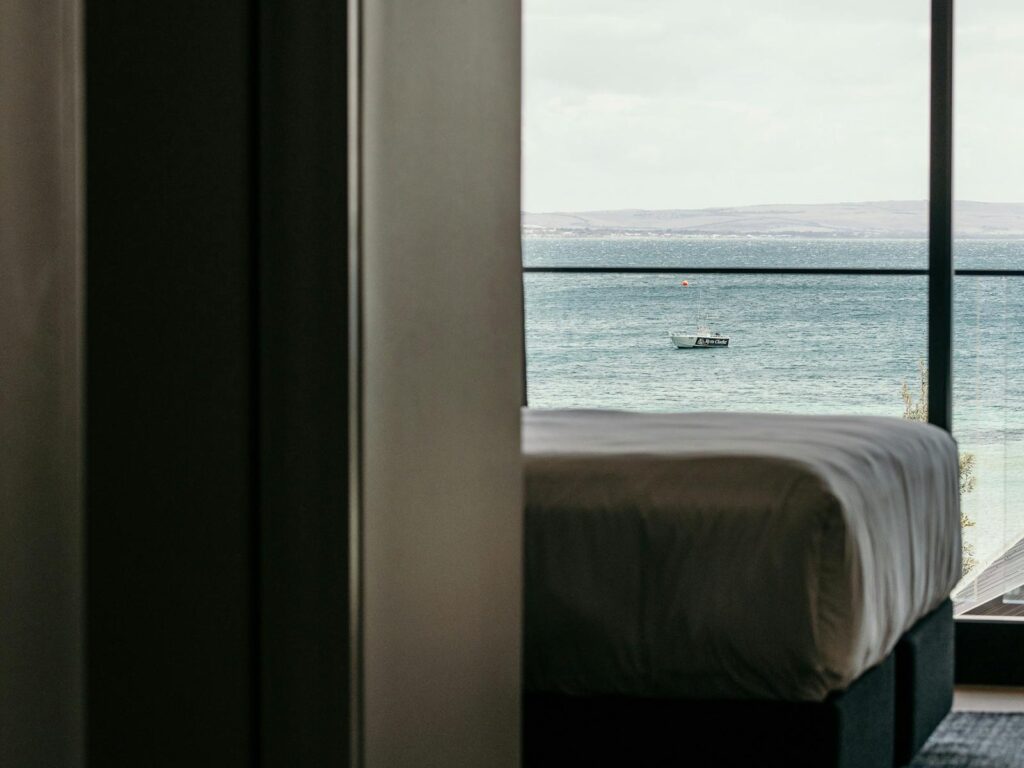 Fully self-contained and gorgeous seaviews