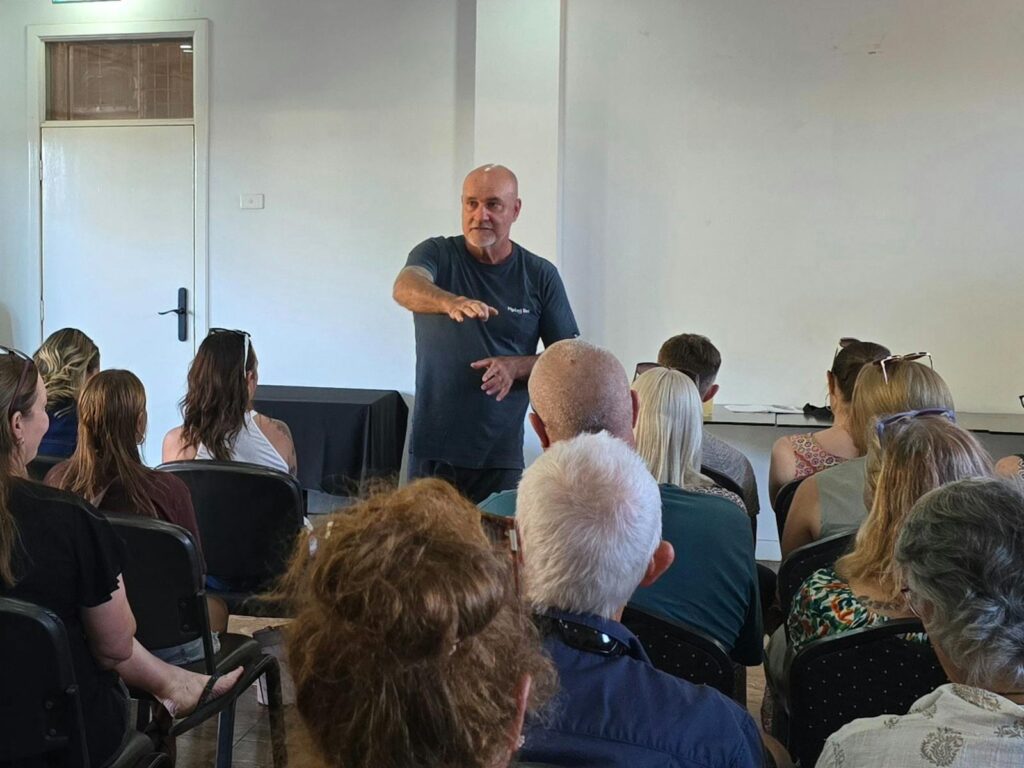 A Simon Hay live mediumship event